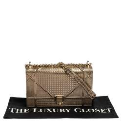 Pre Owned حقيبة كتف ديور ديوراما جلد ميكروكاناج ذهبي ميتاليك لامع متوسطة