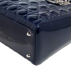 Pre Owned حقيبة يد توتس ديور ليدي ديور جلد لامع كاناج أزرق كحلي كبيرة