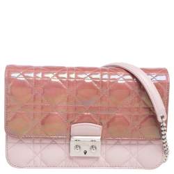 Pre Owned Dior Iridescent/Pink Cannage Quilted Patent and Leather New Lock Clutch Bag