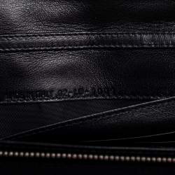 مملوكة مسبقًا محفظة بسلسلة ديور ليدي ديور جلد لامع كاناج أسود