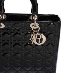 مملوكة مسبقًا حقيبة يد توتس ديور ليدي ديور جلد لامع كاناج أسود كبيرة