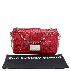 مملوكة مسبقًا حقيبة كلتش ديور سلسلة برومينيد ميس ديور جلد لامع مبطن كاناج أحمر