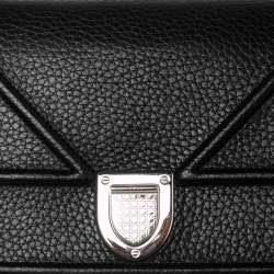 مملوكة مسبقًا محفظة بسلسلة ديور ديوراما جلد أسود