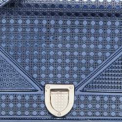 مملوكة مسبقًا Dior Metallic Blue Micro Cannage Patent Leather Small Diorama Shoulder Bag