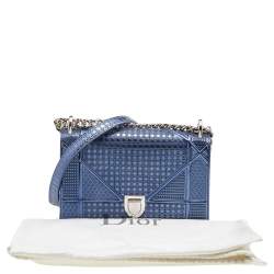 مملوكة مسبقًا Dior Metallic Blue Micro Cannage Patent Leather Small Diorama Shoulder Bag
