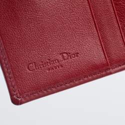 مملوكة مسبقًا محفظة ثنائية الطي ديور جلد أحمر