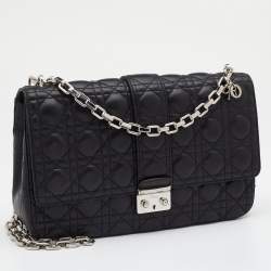 مملوكة مسبقًا حقيبة ديور ميس ديور جلد كاناج أسود بقلاب كبيرة