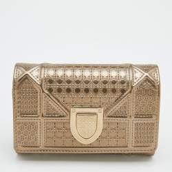 Pre Owned Dior Gold Micro Cannage Patent Leather Diorama Trifold Wallet