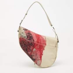 مملوكة مسبقًا حقيبة ديور 071 سادل إصدار محدود قماش مطبوع حمراء/ بيج فاتحة