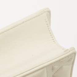 Pre Owned Dior Off White Leather Small Diorama Shoulder Bag