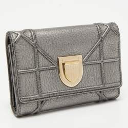 Pre Owned Dior Grey Leather Diorama Compact Wallet