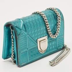Pre Owned Dior Green Micro Cannage Patent Leather Baby Diorama Crossbody Bag