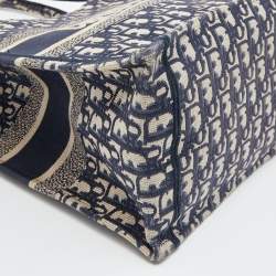 Pre Owned Dior Navy Blue Oblique Embroidered Canvas Medium Book Tote