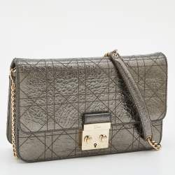 Pre Owned Dior Metallic Cannage Crinkled Leather Miss Dior Pouch Chain Bag