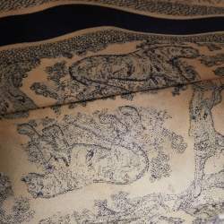 Pre Owned Dior Navy Blue/White Embroidered Canvas Medium Toile de Jouy Book Tote