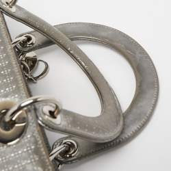 Pre Owned Dior Silver Microcannage Patent Leather Medium Lady Dior Tote