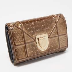 Pre Owned Dior Bronze Microcannage Patent Leather Diorama Trifold Wallet