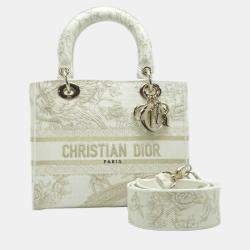 Shop Christian Dior MEDIUM LADY D-LITE BAG (M0565ORHZ_M941) by