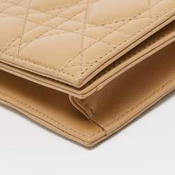 Pre Owned Dior Beige Cannage Quilted Leather Lady Dior Chain Clutch