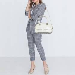 Pre Owned حقيبة باولر ديور مطاط وجلد أوبليك مثقب ذهبي/أبيض متوسطة