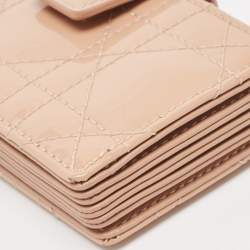 مملوكة مسبقًا Dior Beige Cannage Patent Leather Lady Dior 5 Gusset Card Holder