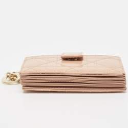 مملوكة مسبقًا Dior Beige Cannage Patent Leather Lady Dior 5 Gusset Card Holder