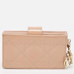 مملوكة مسبقًا Dior Beige Cannage Patent Leather Lady Dior 5 Gusset Card Holder