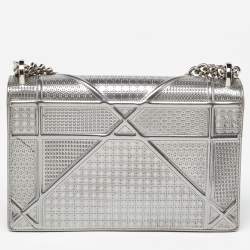 Pre Owned Dior Silver Microcannage Patent Leather Medium Diorama Flap Shoulder Bag