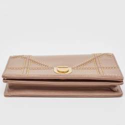 مملوكة مسبقًا محفظة بسلسلة ديور ديوراما مرصعة جلد سوداء