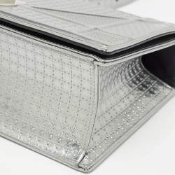 Pre Owned Dior Silver Micro Cannage Patent Leather Medium Diorama Shoulder Bag