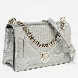 Pre Owned Dior Silver Micro Cannage Patent Leather Medium Diorama Shoulder Bag