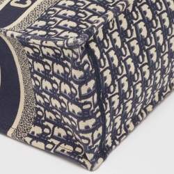 Pre Owned Dior Navy Blue Oblique Embroidered Canvas Medium Book Tote