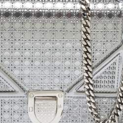 Pre Owned Dior SIlver Micro Cannage Patent Leather Diorama Wallet On Chain