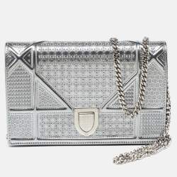 Pre Owned Dior SIlver Micro Cannage Patent Leather Diorama Wallet On Chain