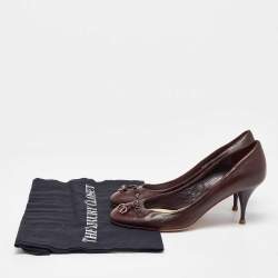 Pre Owned Dior Brown Leather CD Charm Round Toe Pumps Size 36
