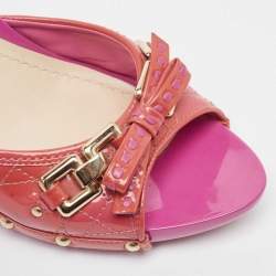 مملوكة مسبقًا Dior Pink Quilted Patent Leather Bow Slide Sandals Size 40