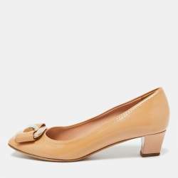 Pre Owned Dior Beige Patent Leather Pumps Size 37.5