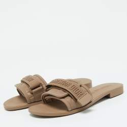 Pre Owned Dior Light Brown Rubber Diorevolution Flat Sandals Size 37