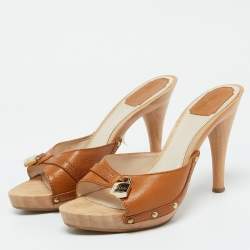 Pre Owned Dior Brown Leather Lock Detail Wooden Slide Sandals Size 40