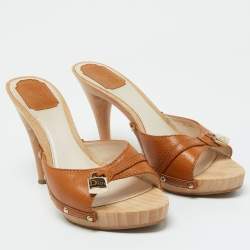 Pre Owned Dior Brown Leather Lock Detail Wooden Slide Sandals Size 40