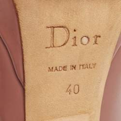 مملوكة مسبقًا Dior Pink Patent Leather Bow Chain Detail Peep Toe Pumps Size 40