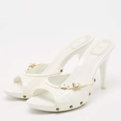 مملوكة مسبقًا صندل ديور سلايد مقدمة مفتوحة تفاصيل إبزيم جلد لامع مبطن أسود مقاس 37.5