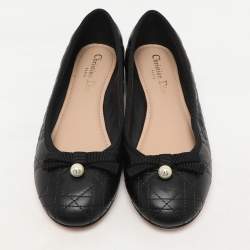 مملوكة مسبقًا Dior Black Cannage Leather Bow Pearl Ballet Flats Size 38