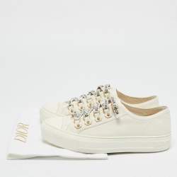 مملوكة مسبقًا Dior White Canvas Walk'n'Dior Low Top Sneakers Size 37
