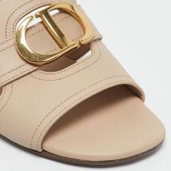 مملوكة مسبقًا Dior Beige Leather 30 Montaigne Slide Flats Size 39
