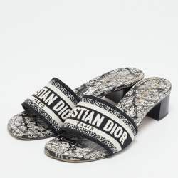 مملوكة مسبقًا Dior Black/White Embroidered Canvas Dway Slide Sandals Size 37.5