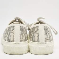 مملوكة مسبقًا Dior Grey/White Canvas Walk'n'Dior Low Top Sneakers Size 36