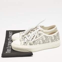 مملوكة مسبقًا Dior Grey/White Canvas Walk'n'Dior Low Top Sneakers Size 36