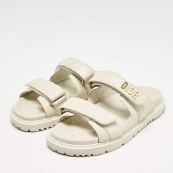 مملوكة مسبقًا Dior Cream Leather DiorAct Flat Sandals Size 38.5
