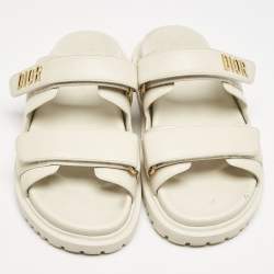مملوكة مسبقًا Dior Cream Leather DiorAct Flat Sandals Size 38.5